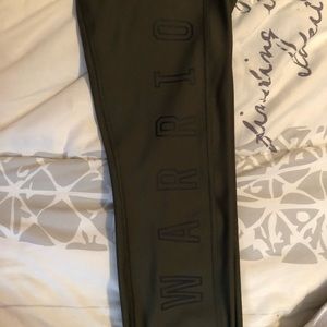 NWT UnderArmour Heatgear Leggings The Rock edition